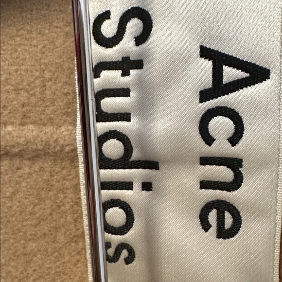 Acne Studios Camel Trench Coat - Picture 7 of 8